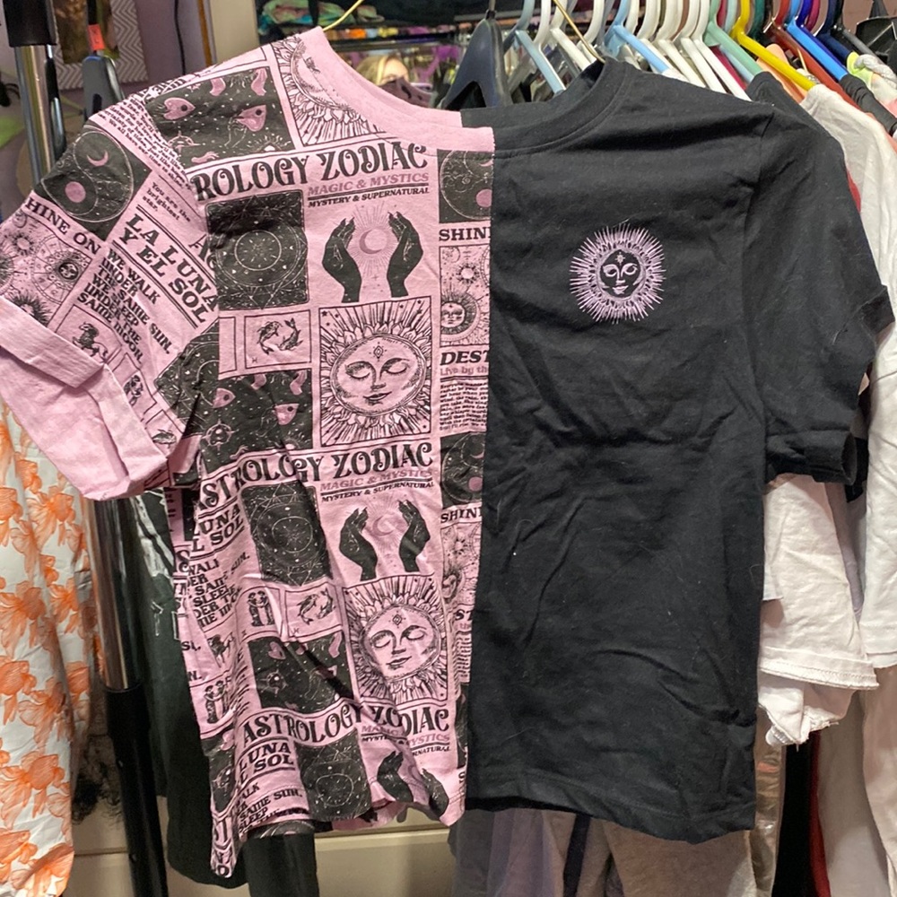 S black and pink split shirt